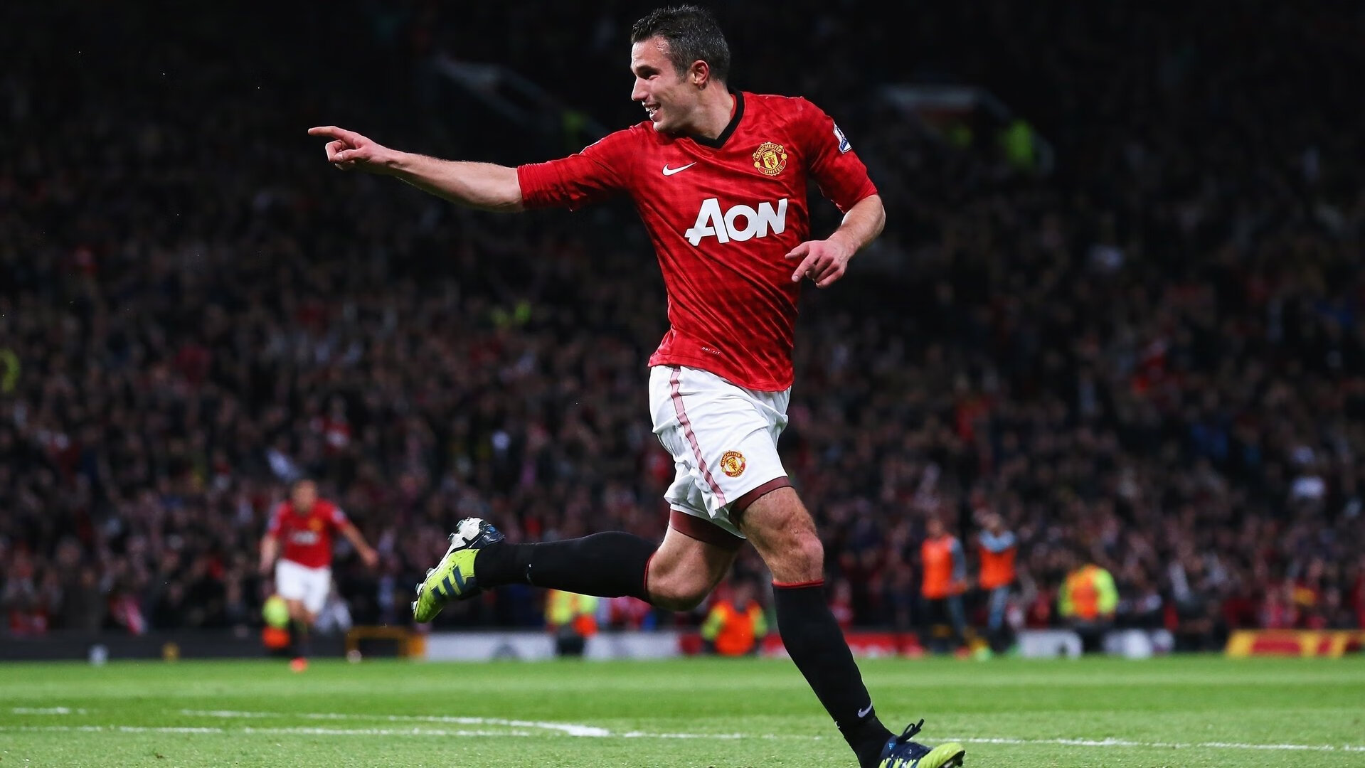 中国队前锋马丁内斯在巴黎奥运会上表现出色,主帅马丁内斯