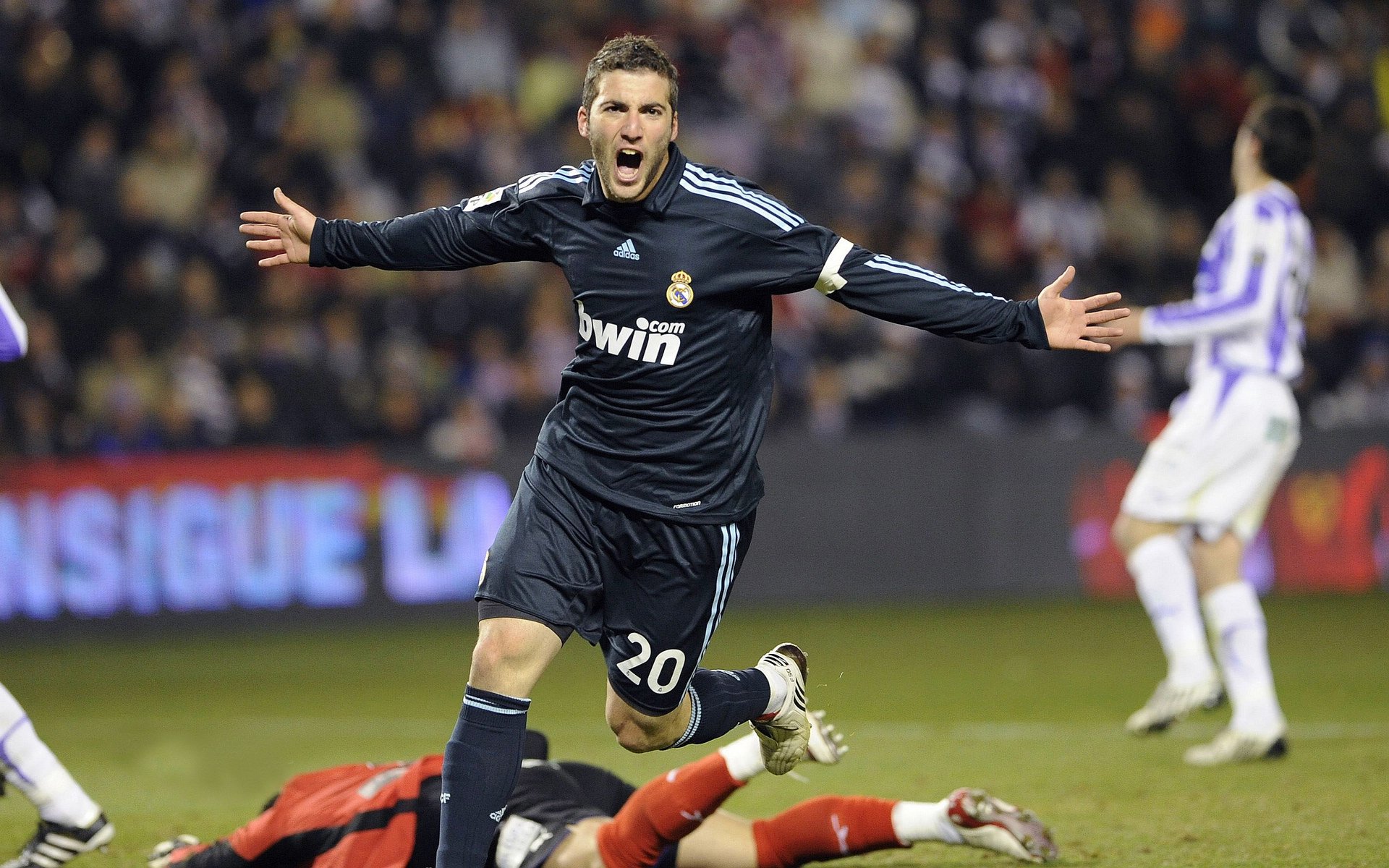 数字技术赋能:比赛数据实时分析,数字技术大赛